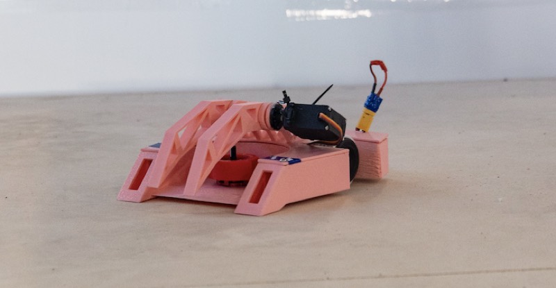 Grappler / Clamper example robot